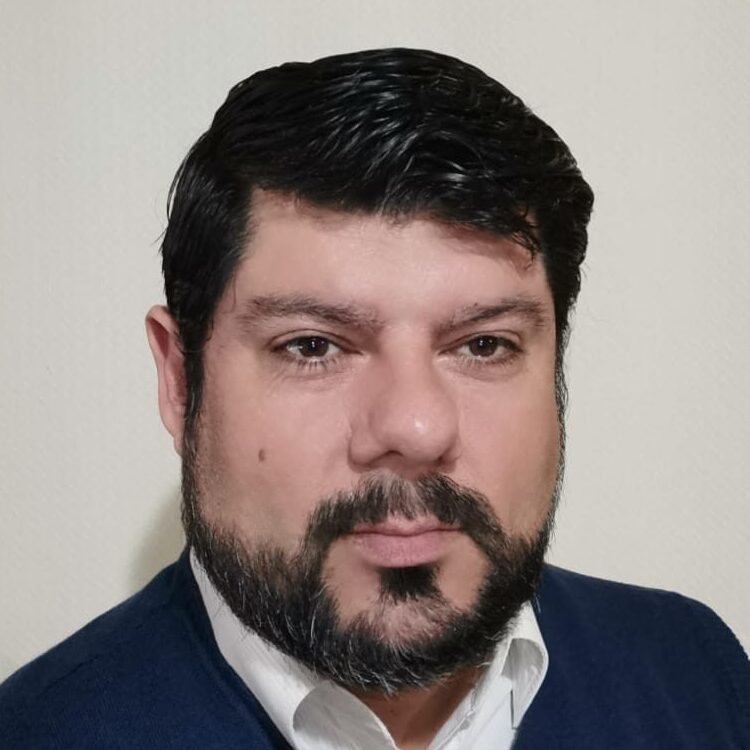 Cristián Silva